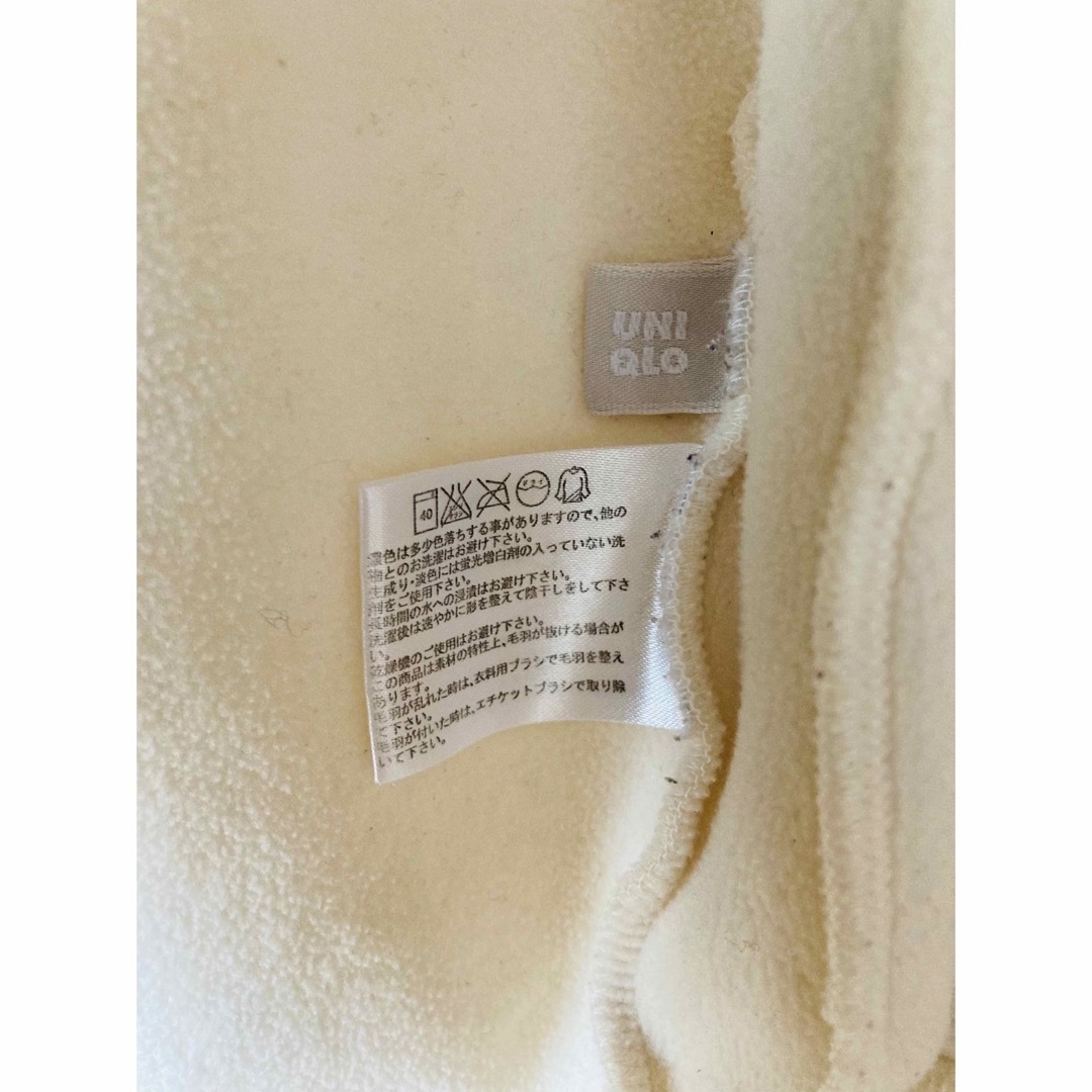 UNIQLO(ユニクロ)のユニクロ　フリース　M  ホワイト  使用回数少なく美品 レディースのジャケット/アウター(ブルゾン)の商品写真