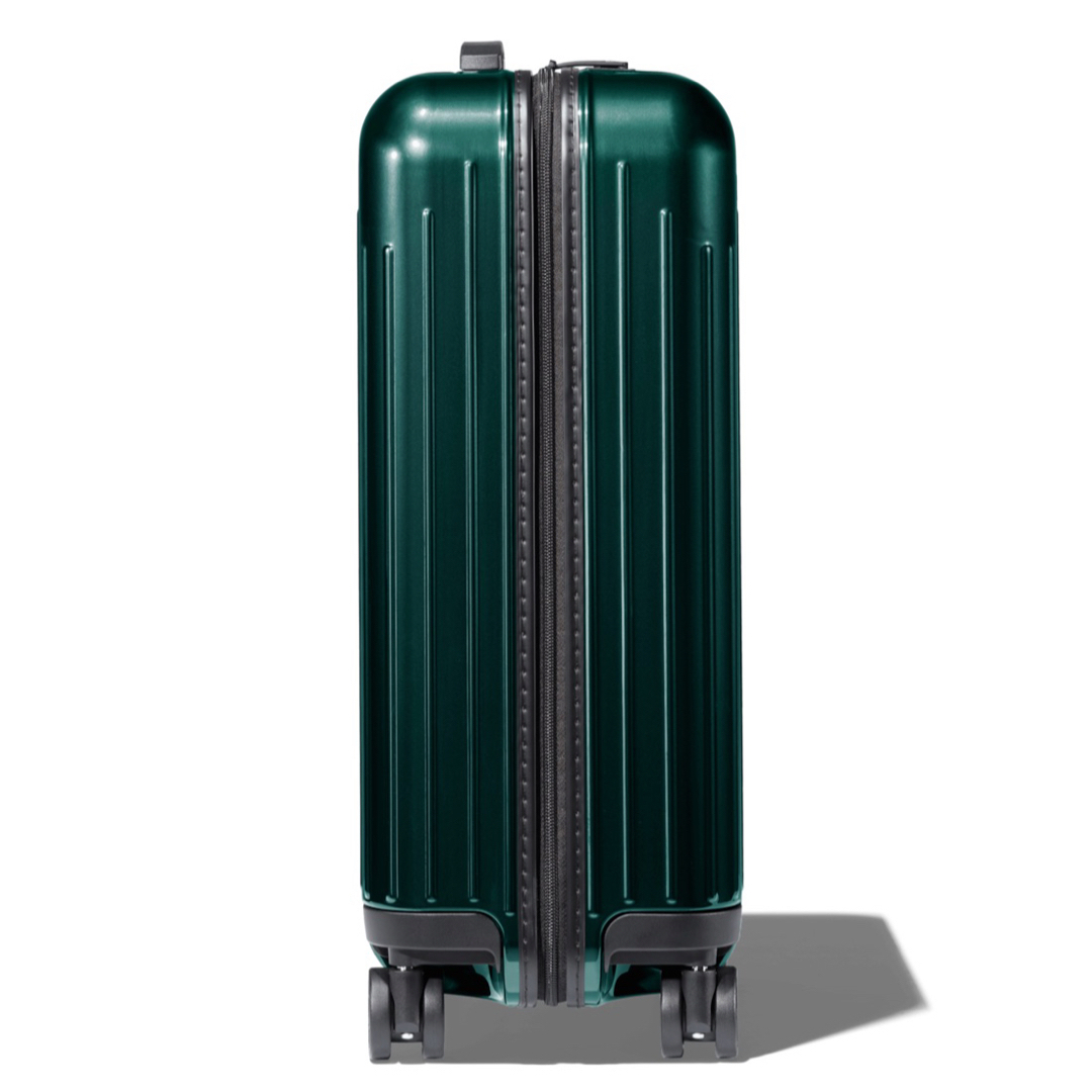 新品 RIMOWA リモワ エッセンシャル ライト 機内持込 31L ブラック