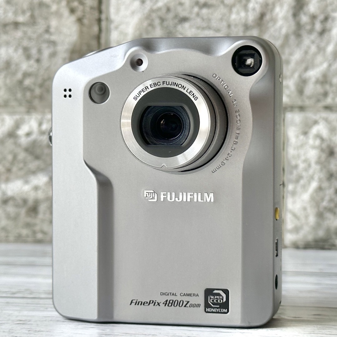 ポルシェデザイン❗️FinePix 4800Z - 通販 - magiaverdeshop.com