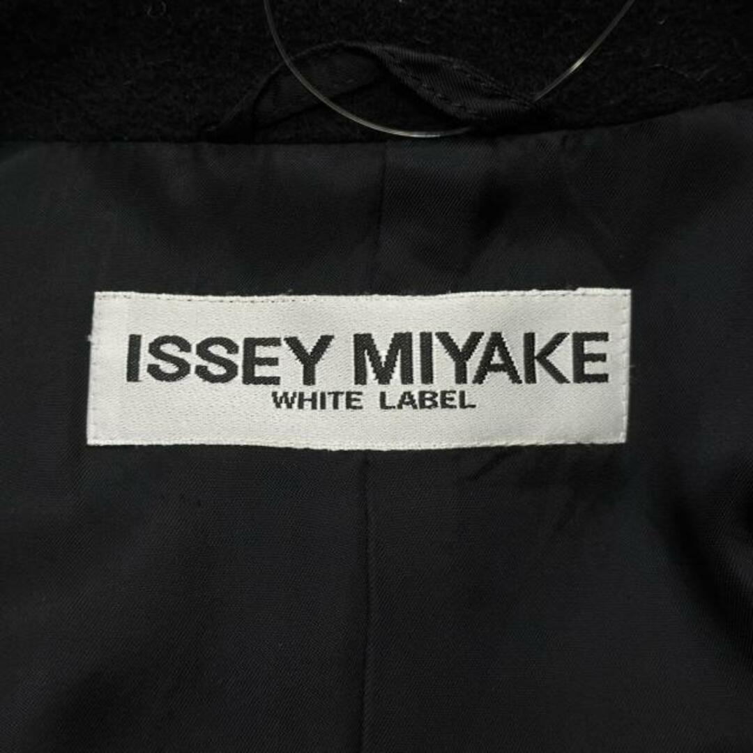 ISSEY MIYAKE(イッセイミヤケ)のイッセイミヤケ コート サイズ2 M - 黒 レディースのジャケット/アウター(その他)の商品写真