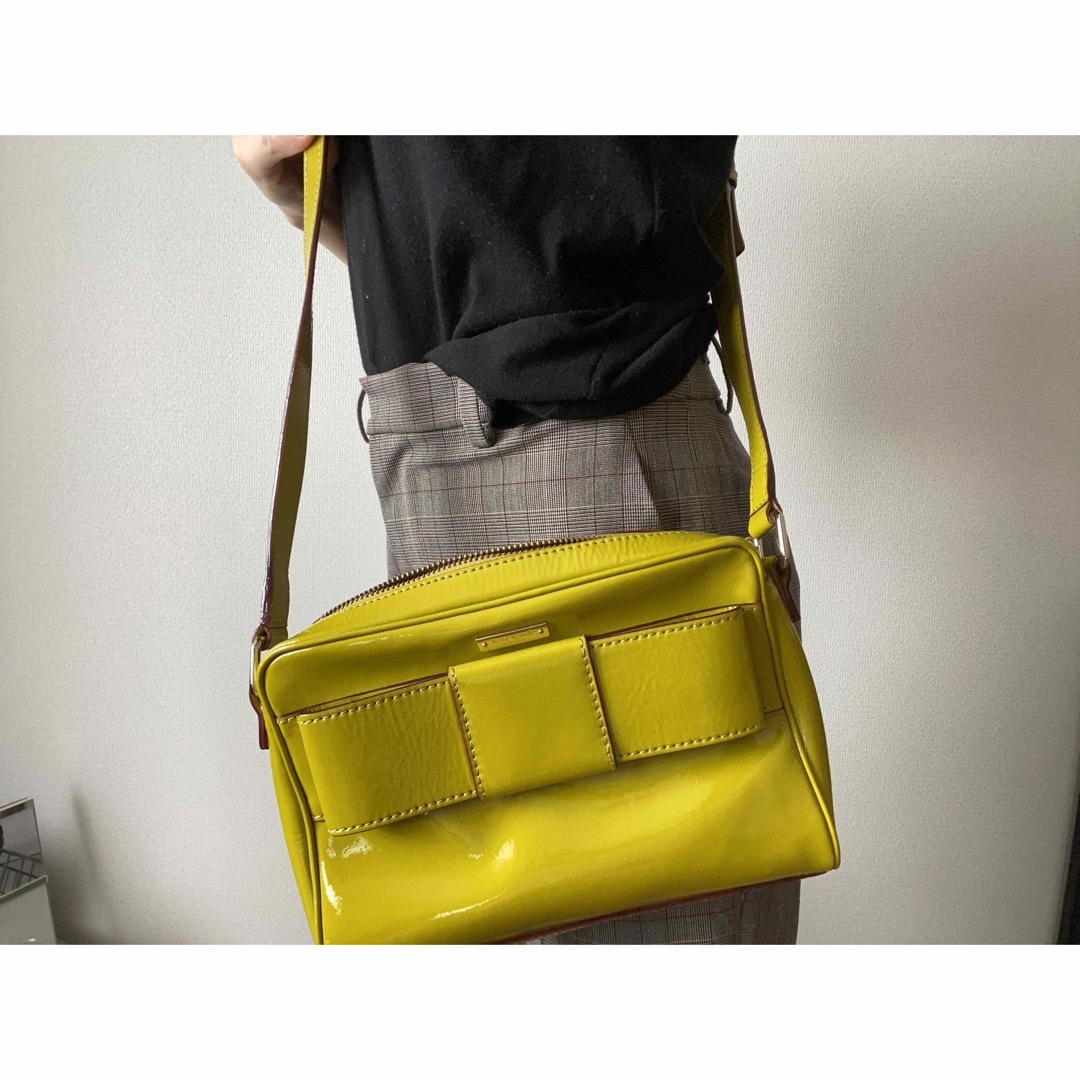 【 kate spade new york】リボンショルダーバック　エナメル