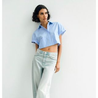 ザラ(ZARA)のZARA美品ストライプポプリンクロップドシャツ(シャツ/ブラウス(半袖/袖なし))