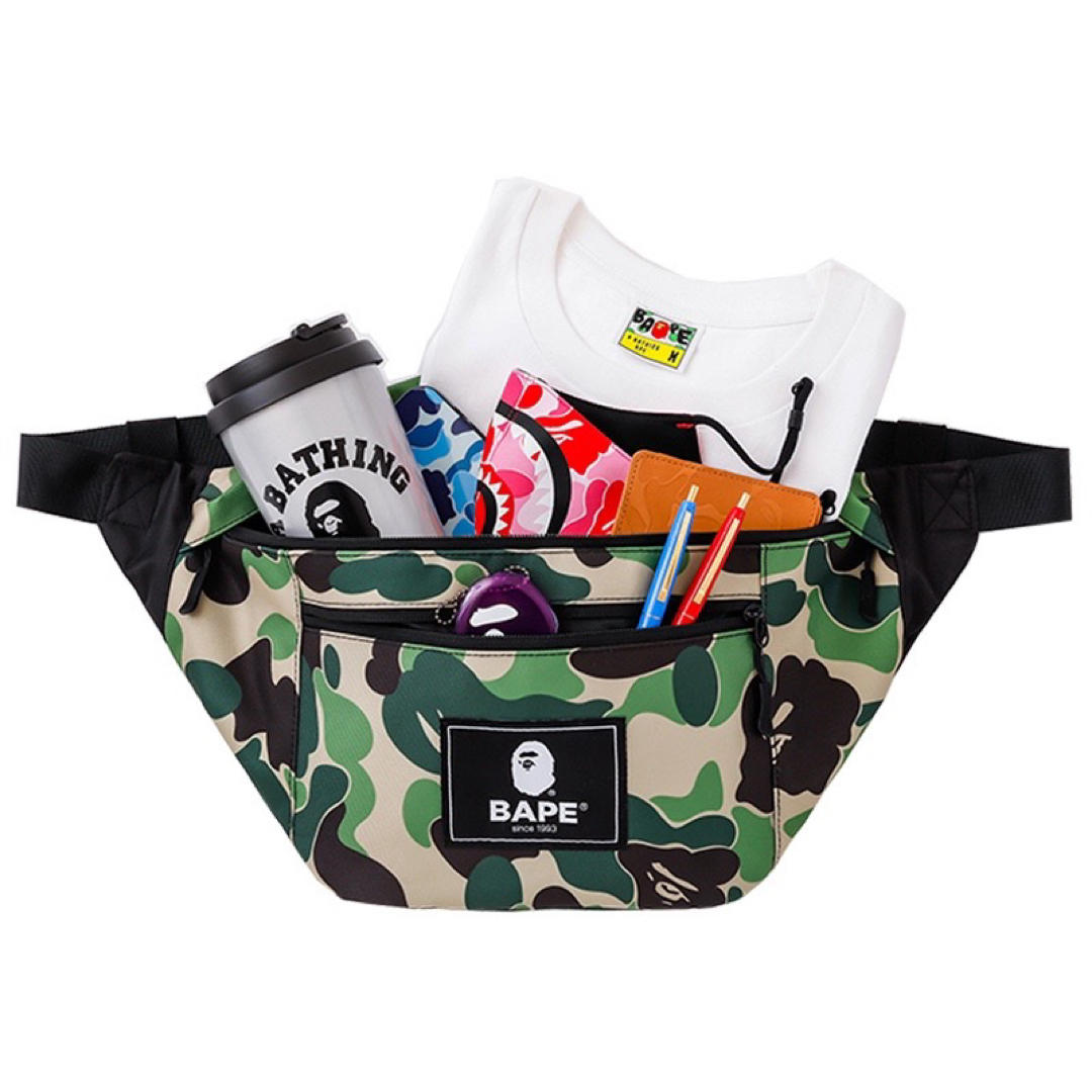 A BATHING APE(アベイシングエイプ)のBAPE◆A BATHING APE／◆迷彩大容量ボディバッグ◆付録品ノベルティ メンズのバッグ(ボディーバッグ)の商品写真