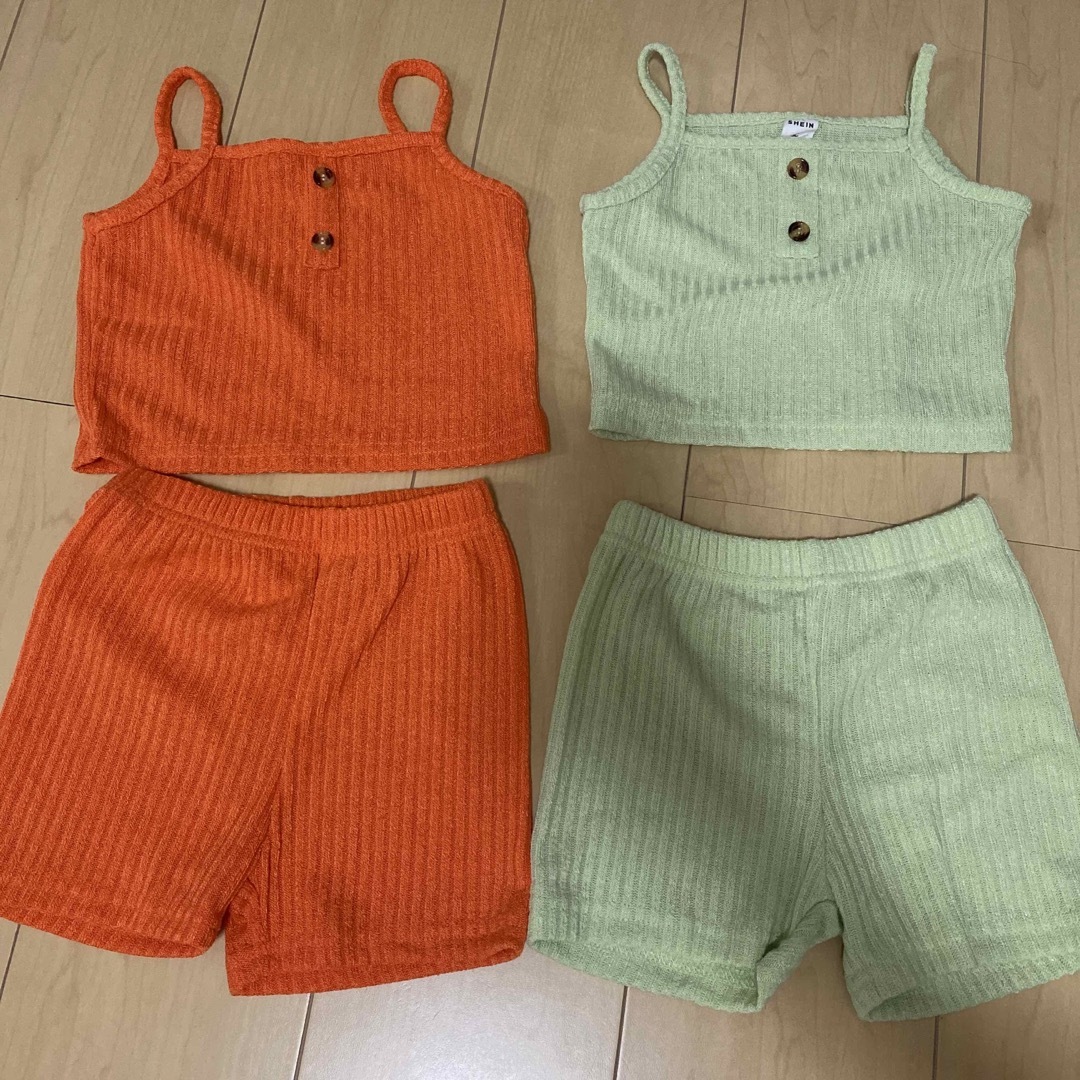 SHEIN セットアップ キッズ/ベビー/マタニティのキッズ服女の子用(90cm~)(Tシャツ/カットソー)の商品写真