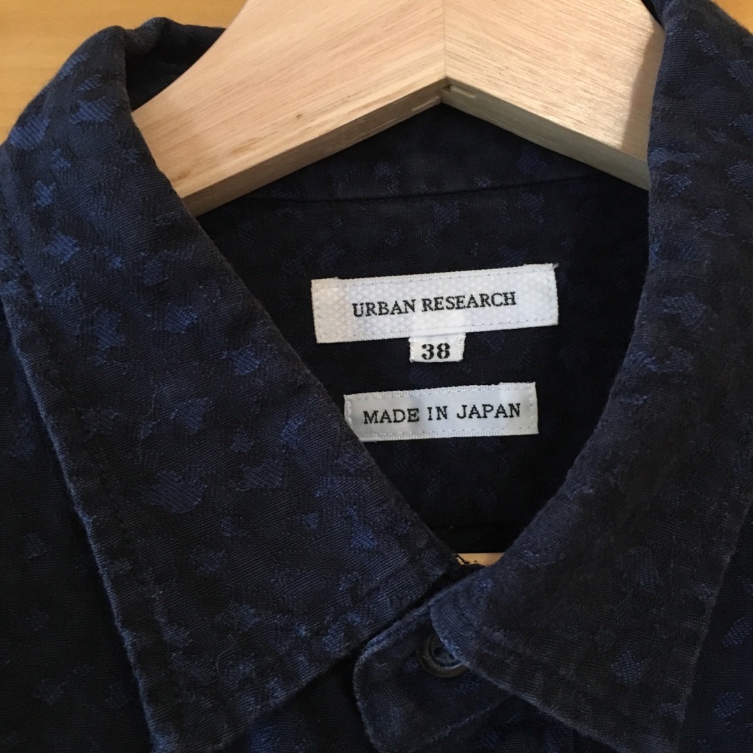 URBAN RESEARCH(アーバンリサーチ)の●アーバンリサーチ　柄　シャツ　日本製 メンズのトップス(シャツ)の商品写真