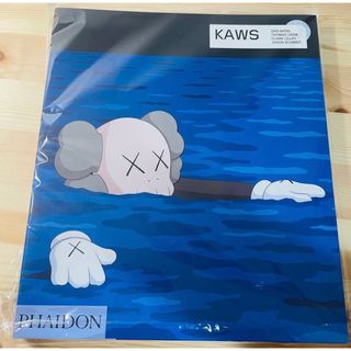 UNIQLO - 新品未開封 KAWS アートブック UNIQLO 限定の通販 by nao's