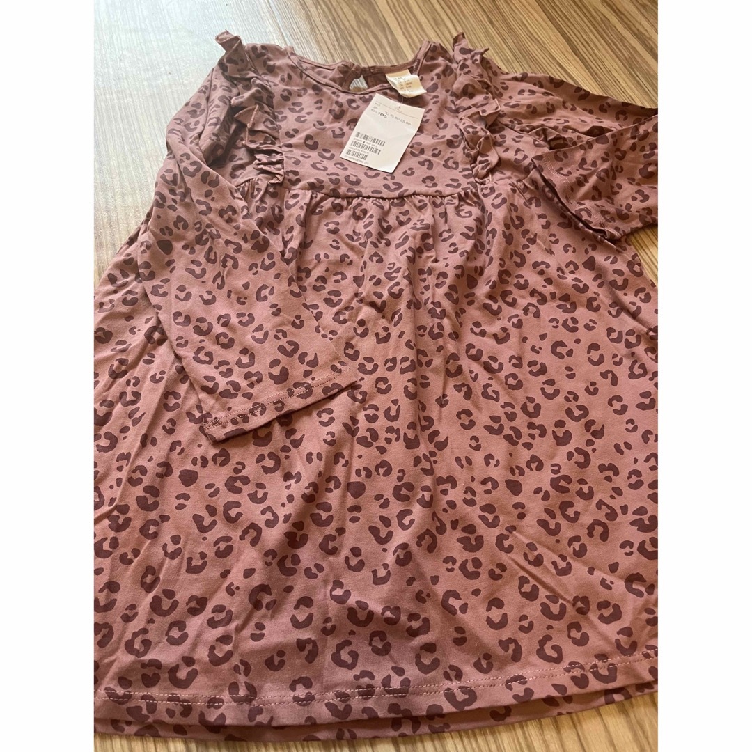 H&M(エイチアンドエム)のh&m レオパードワンピース　新品 キッズ/ベビー/マタニティのキッズ服女の子用(90cm~)(ワンピース)の商品写真