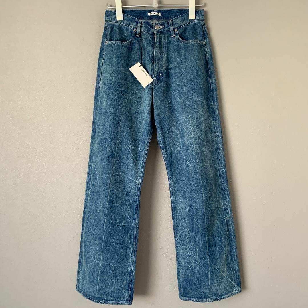 AURALEE(オーラリー)の23ss AURALEE Selvedge Faded Light Denim レディースのパンツ(デニム/ジーンズ)の商品写真