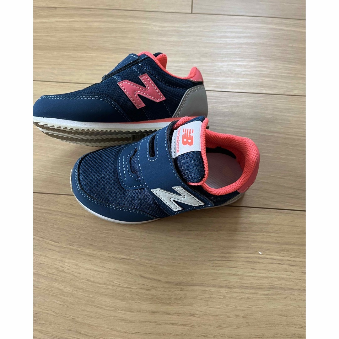 New Balance(ニューバランス)のニュースバランス（IV720NP2 ）15センチ キッズ/ベビー/マタニティのキッズ靴/シューズ(15cm~)(スニーカー)の商品写真