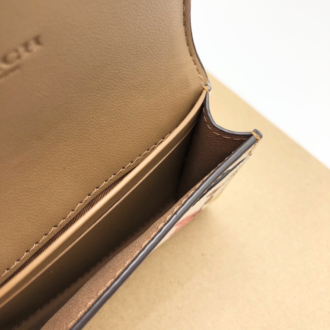 COACH - 【COACH☆新品】フラップ カード ケース・フローラル