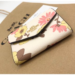 COACH - 【COACH☆新品】フラップ カード ケース・フローラル