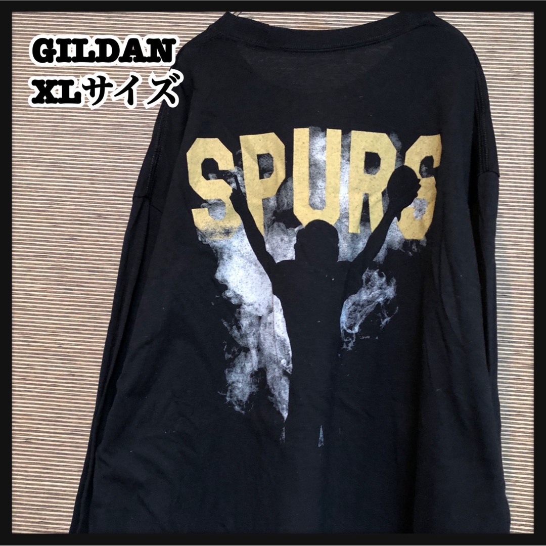 GILDAN(ギルタン)の【ギルダン】ロンT　アメフト　ウエスターナーズ　ヘルメット　カウボーイ　黒72 メンズのトップス(Tシャツ/カットソー(七分/長袖))の商品写真