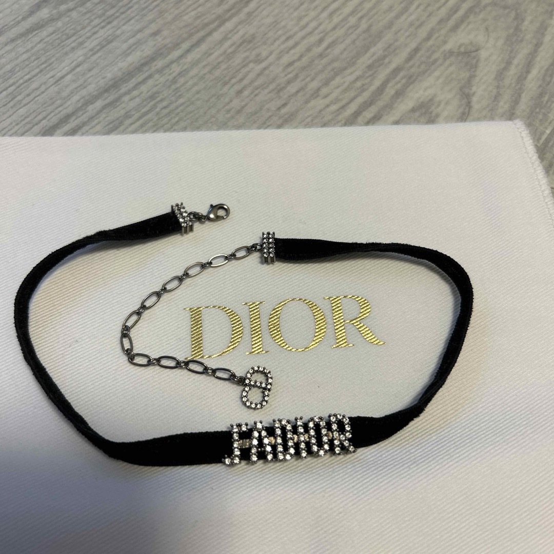 DIOR チョーカー