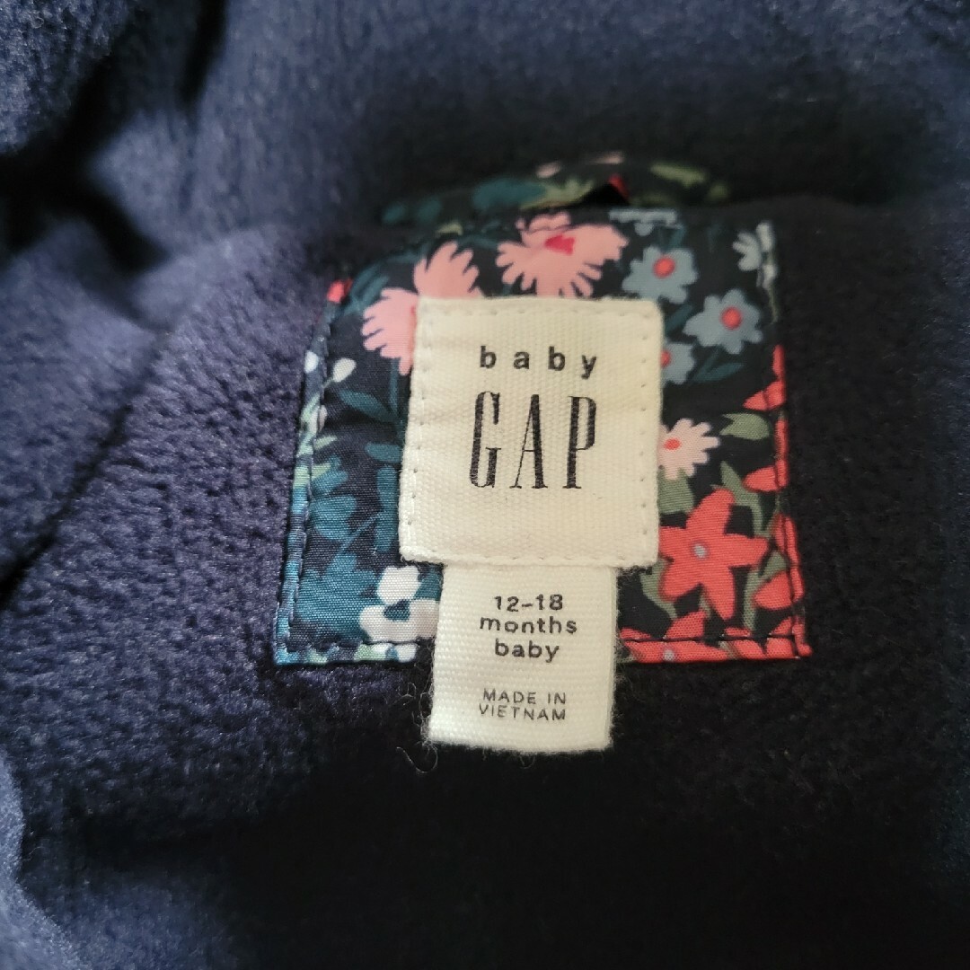 babyGAP(ベビーギャップ)のGapbaby　ジャンプスーツ　カバーオール花柄80cm12~18months キッズ/ベビー/マタニティのベビー服(~85cm)(ロンパース)の商品写真