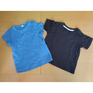 ユニクロ(UNIQLO)のUNIQLOとskiplandの無地の半袖Tシャツ2枚セット/黒・青/80サイズ(Ｔシャツ)