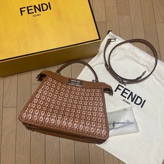 フェンディ(FENDI)のピーカブー　アイシーユー　ミディアム(ハンドバッグ)