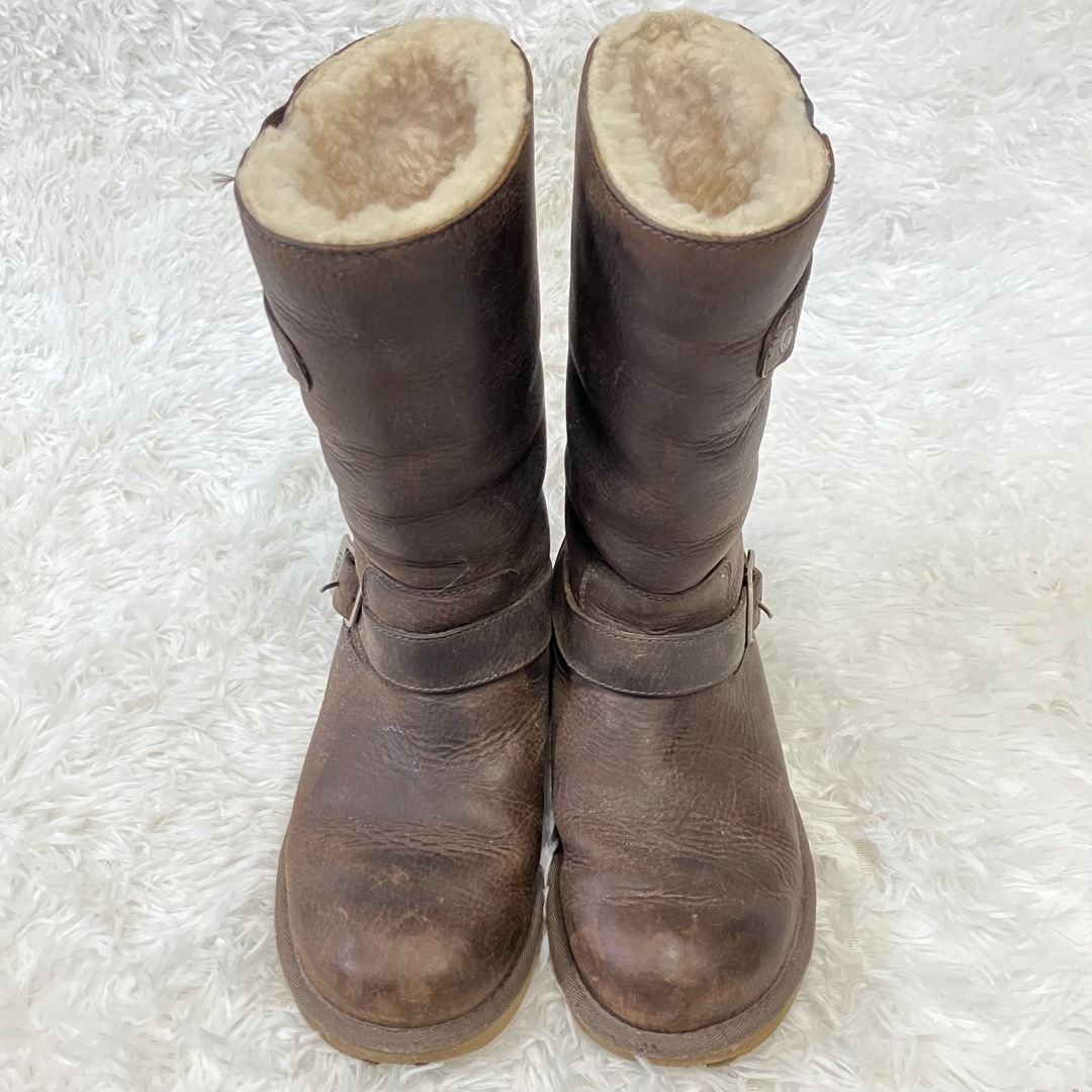 UGG - UGG ケンジントン エンジニア ムートン ダークブラウン 23cmの