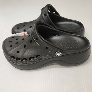 クロックス(crocs)のcrocs クロックス BAYA PLATFORM CLOG厚底レデースサンダル(サンダル)