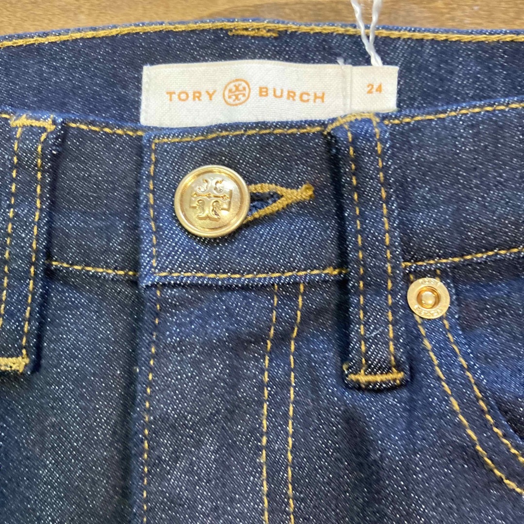 Tory Burch(トリーバーチ)のトリバーチ　ジーンズ レディースのパンツ(デニム/ジーンズ)の商品写真