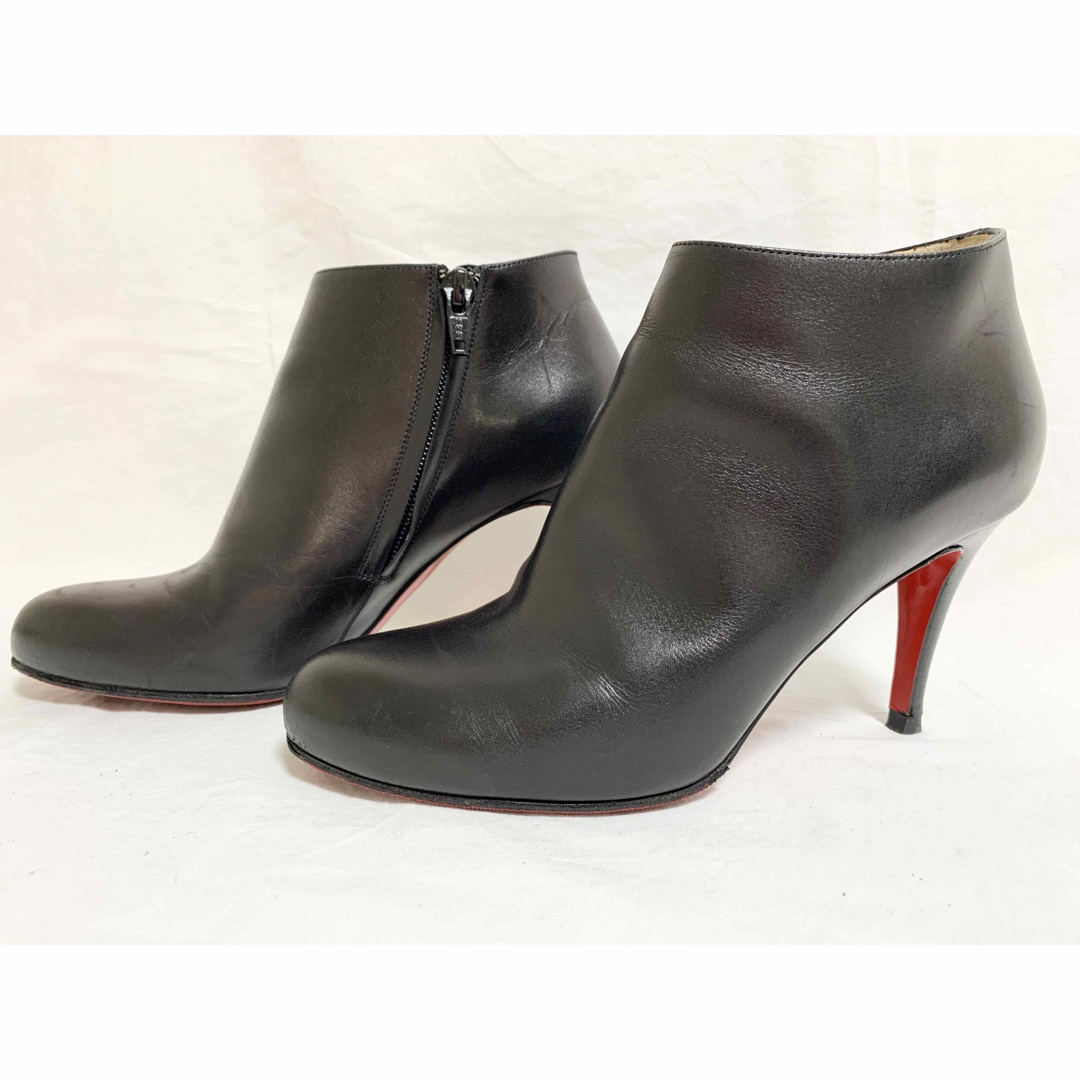 Christian Louboutin(クリスチャンルブタン)の美品 クリスチャンルブタン レザーブーティ ショートブーツ ヒール 36 1/2 レディースの靴/シューズ(ブーティ)の商品写真