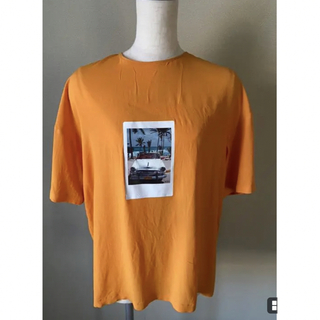 ヌメロヴェントゥーノ(N°21)のヌメロTシャツ40(Tシャツ(半袖/袖なし))