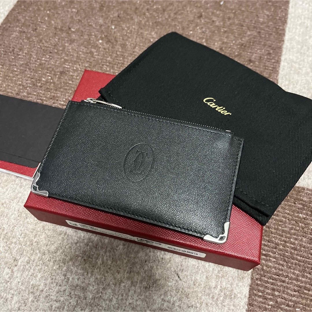 Cartier　カルティエ　カードケース　レザー　革　ブラック　黒　箱、カード付