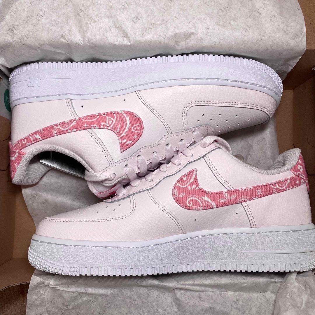 ナイキ　AIR FORCE1 07 エアフォース1 ピンクペイズリー25.5cm