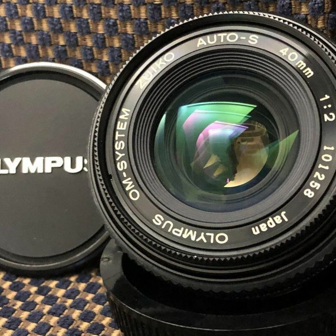 OLYMPUS(オリンパス)の1497 極上 レア OLYMPUS ZUIKO AUTO-S 40mm F2 スマホ/家電/カメラのカメラ(レンズ(単焦点))の商品写真