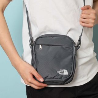 ザノースフェイス(THE NORTH FACE)のノースフェイス  日本未発売　USAモデル　コンバーチブル　ショルダー　グレー(ショルダーバッグ)