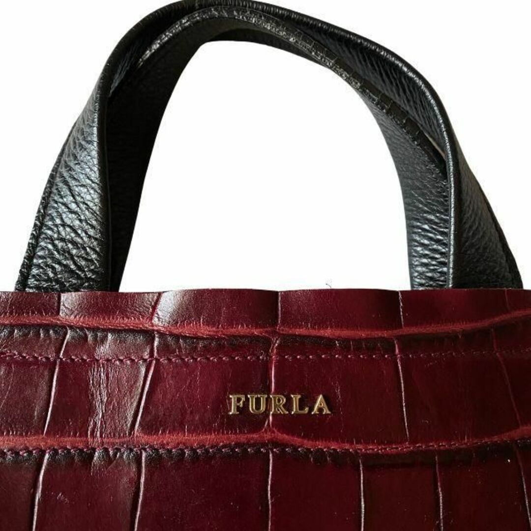 美品 人気 FURLA フルラ クロコ型押しレザー ハンドバッグ レッド系