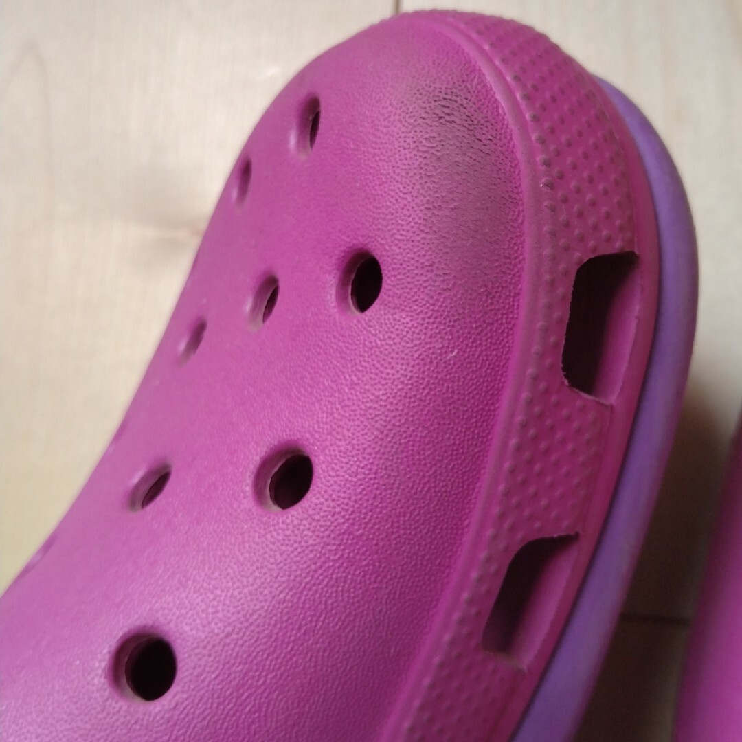 crocs(クロックス)のクロックス ピンク M8W10 レディースの靴/シューズ(サンダル)の商品写真