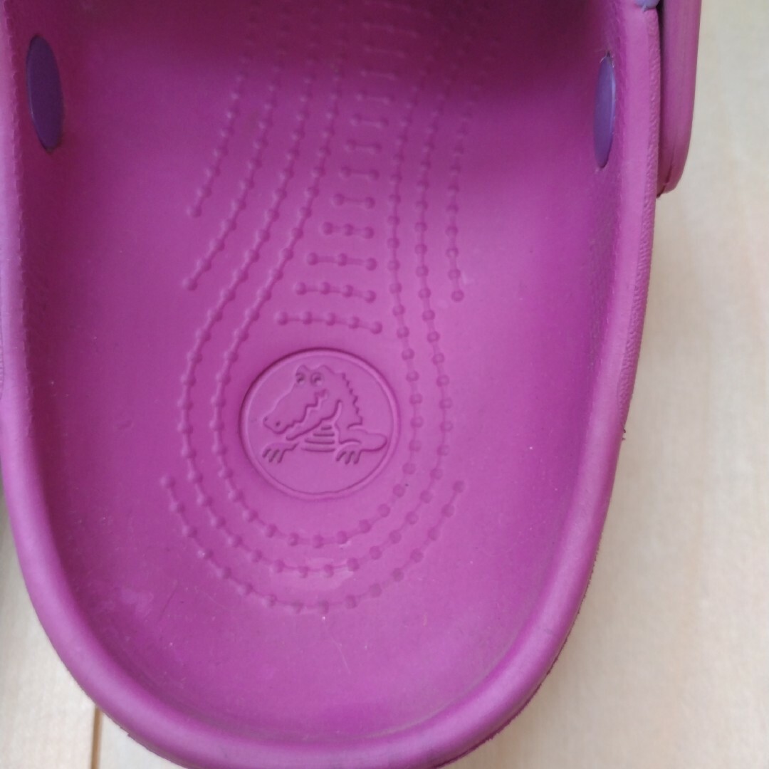 crocs(クロックス)のクロックス ピンク M8W10 レディースの靴/シューズ(サンダル)の商品写真