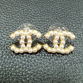 シャネル(CHANEL)のパールピアス(ピアス)