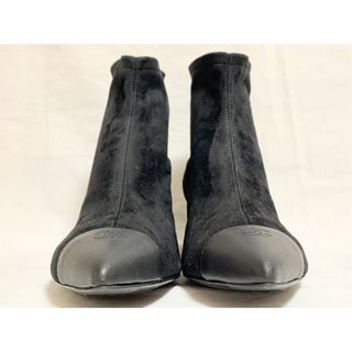 CHANEL - 希少美品 シャネル ココマーク チェーン スエードショート
