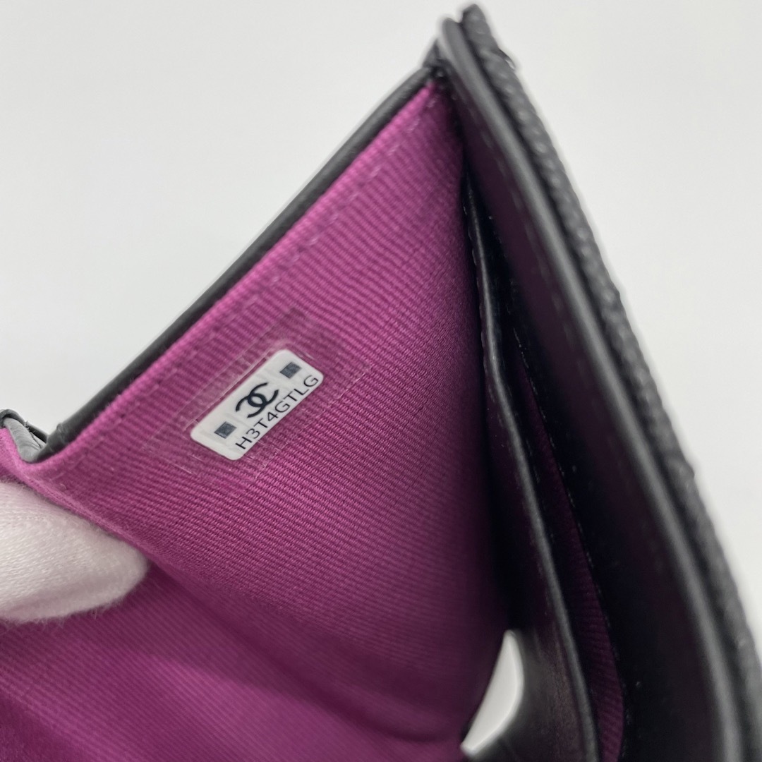 CHANEL(シャネル)のCHANEL三つ折り財布 新品未使用 レディースのファッション小物(財布)の商品写真