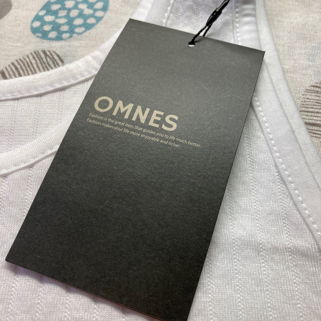 OMNES(オムネス)のOMNES ラインキルトあったかタンクトップ　ホワイト　サイズ1(M) レディースのトップス(タンクトップ)の商品写真