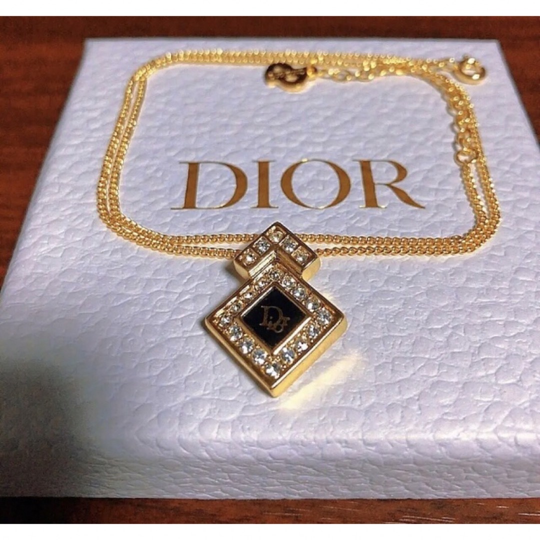 Dior ネックレス 黒 ゴールド ロゴ CD シンプル gold キラキラ