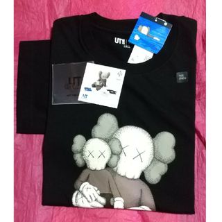 UNIQLO KAWS コラボ Tシャツ  XLサイズ ステッカー付き(Tシャツ/カットソー(半袖/袖なし))