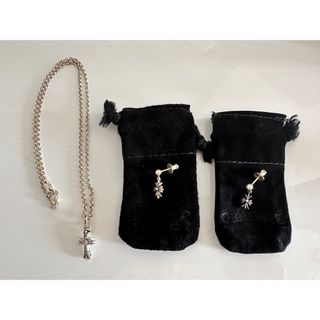 クロムハーツ(Chrome Hearts)のクロムハーツ　クロスネックレスとピアス(ネックレス)