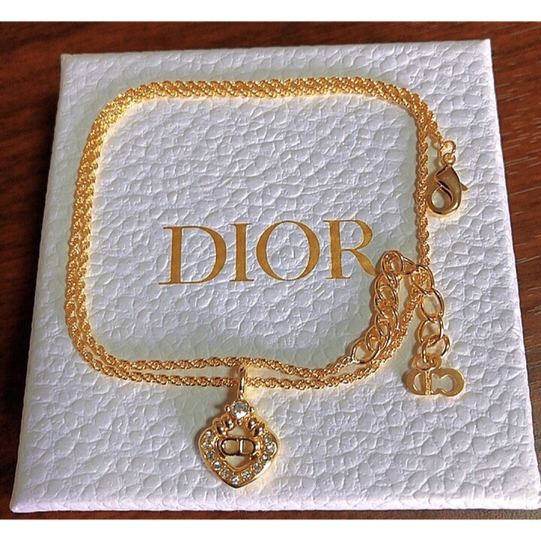 Christian Dior キラキラ 上品 ネックレス ゴールド ロゴ CD