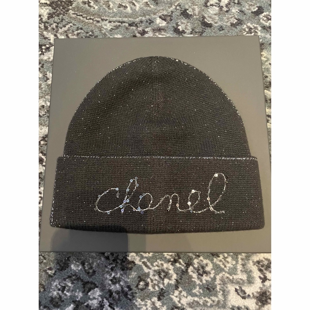 CHANEL(シャネル)の新品　インボイス付属　シャネル　CHANEL ニットキャップ　ビーニー レディースの帽子(ニット帽/ビーニー)の商品写真