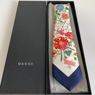 グッチ(Gucci)のグッチ　ネクタイ (ネクタイ)