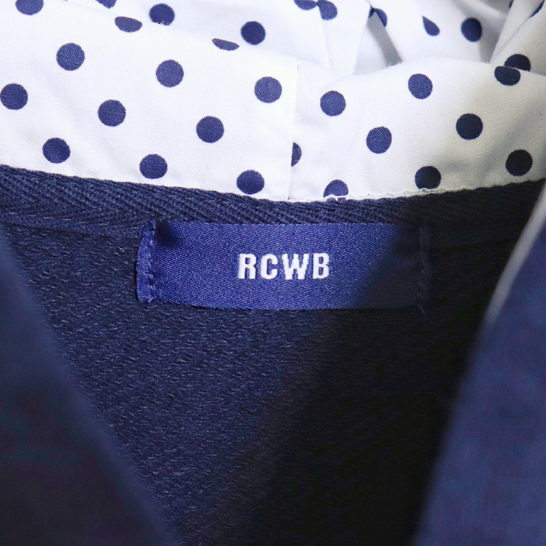 RODEO CROWNS WIDE BOWL(ロデオクラウンズワイドボウル)のRCWB ロデオクラウンズワイルドボウル 水玉ロゴ フード裏水玉 パーカー S レディースのトップス(パーカー)の商品写真