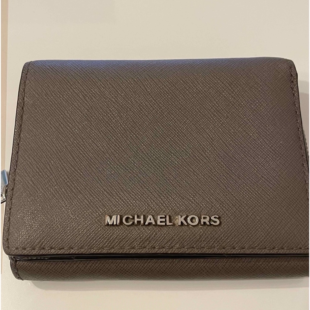 Michael Kors(マイケルコース)の MICHAEL KORS ２つ折り財布 レディースのファッション小物(財布)の商品写真