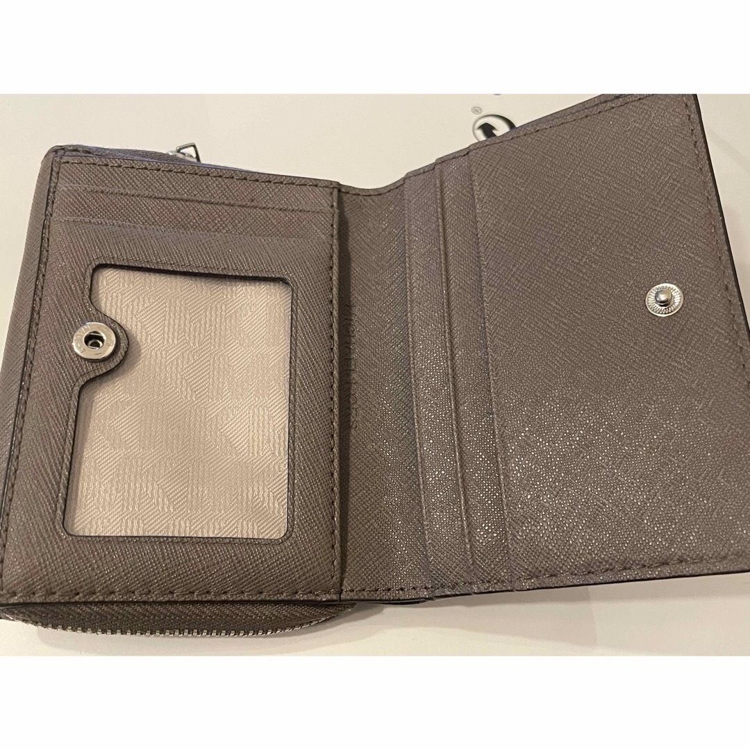 Michael Kors(マイケルコース)の MICHAEL KORS ２つ折り財布 レディースのファッション小物(財布)の商品写真