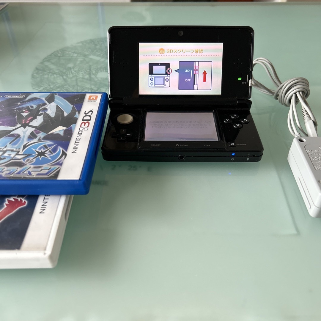 ニンテンドー3DS 本体 ソフト2点 ポケモン ウルトラムーン他なし充電器