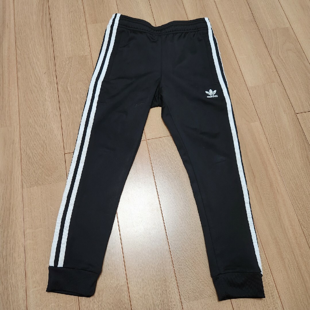 adidas(アディダス)のジャージ キッズ/ベビー/マタニティのキッズ服男の子用(90cm~)(パンツ/スパッツ)の商品写真