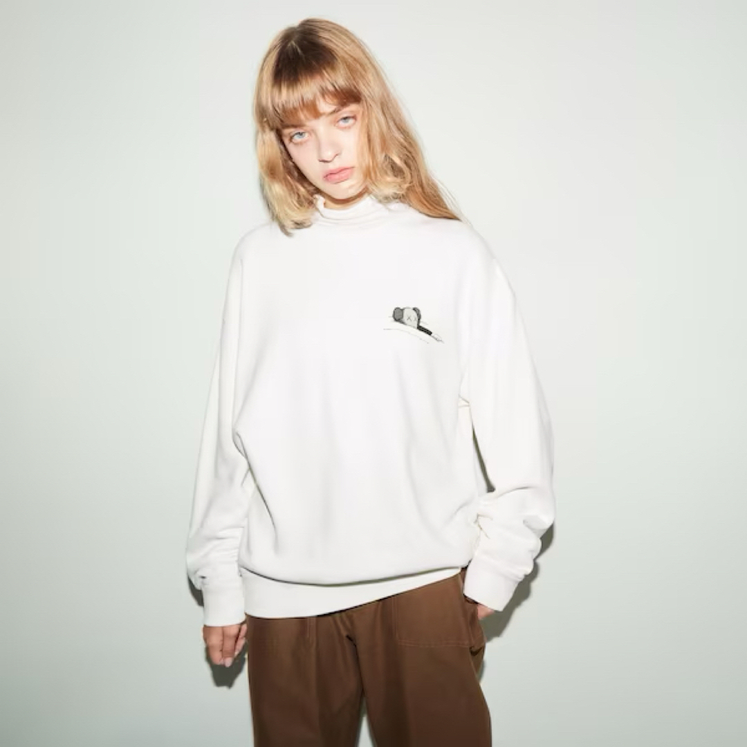 カウズ ユニクロ スウェットシャツ XLサイズ 白 ユニクロUT KAWS
