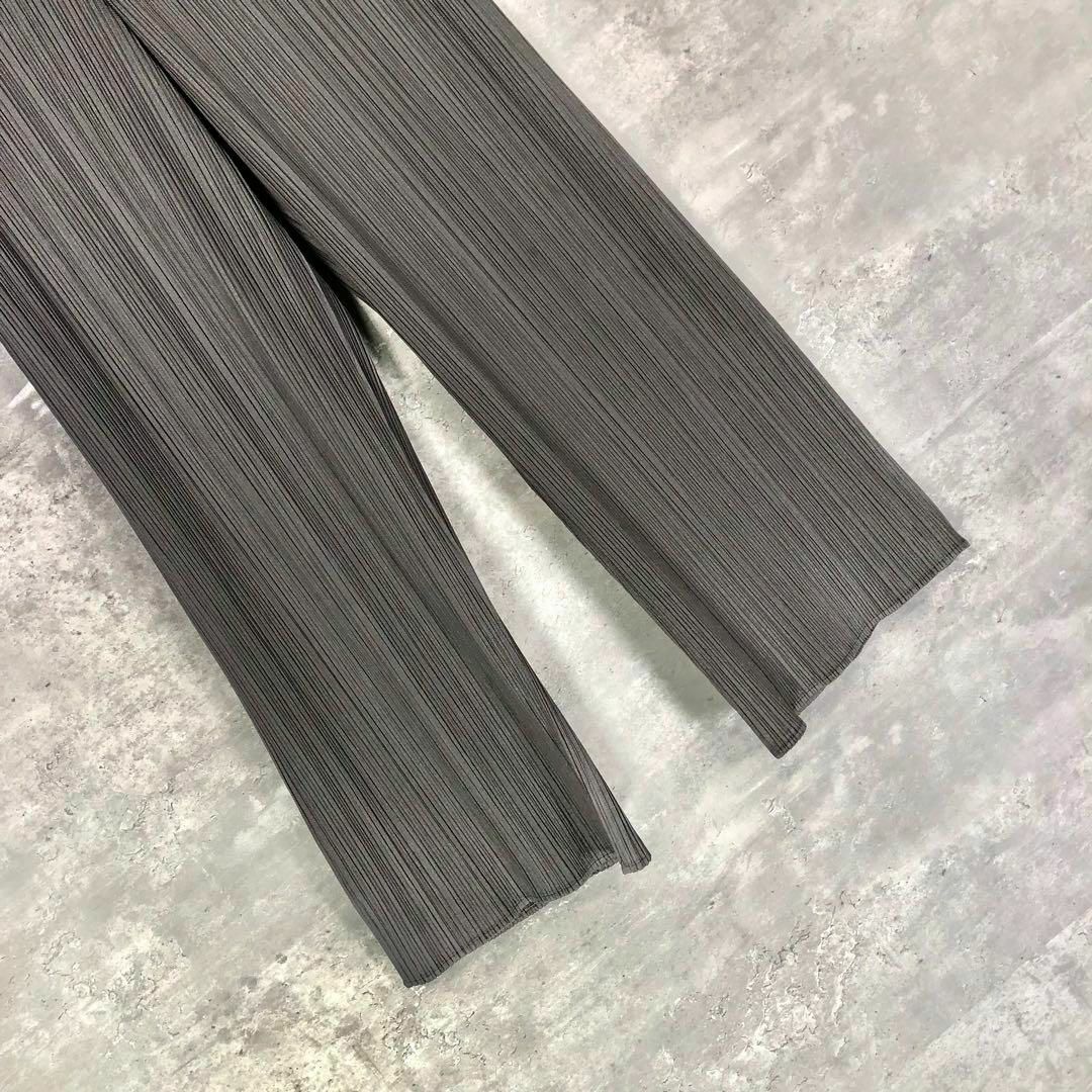PLEATS PLEASE ISSEY MIYAKE - 『PLEATS PLEASE』プリーツ PLEATS PLEASE ISSEY MIYAKE - 『PLEATS PLEASE』プリーツ