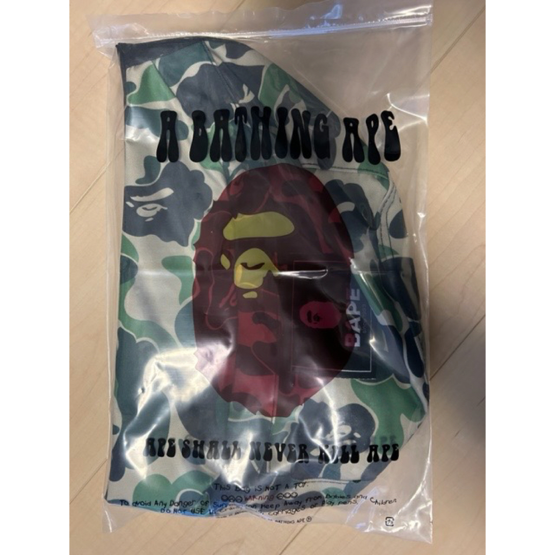 A BATHING APE(アベイシングエイプ)のBAPE◆A BATHING APE／◆迷彩大容量ボディバッグ◆付録品ノベルティ メンズのバッグ(ボディーバッグ)の商品写真